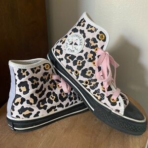 Girls Leopard Converse Sneakers: Size 13.5
